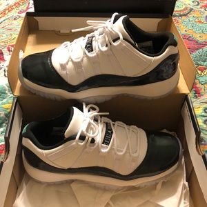 AIR JORDAN 11 RETRO LOW